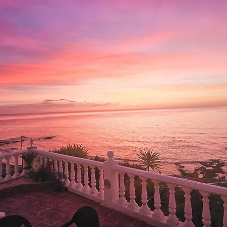 Charming Townhouse In El Faro, Spain, Studding Sea View & Community Pool * Fuengirola